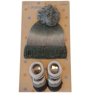 Danbar Global Infant Knitted Beanie Hat and Baby Booties NEW Gift Set